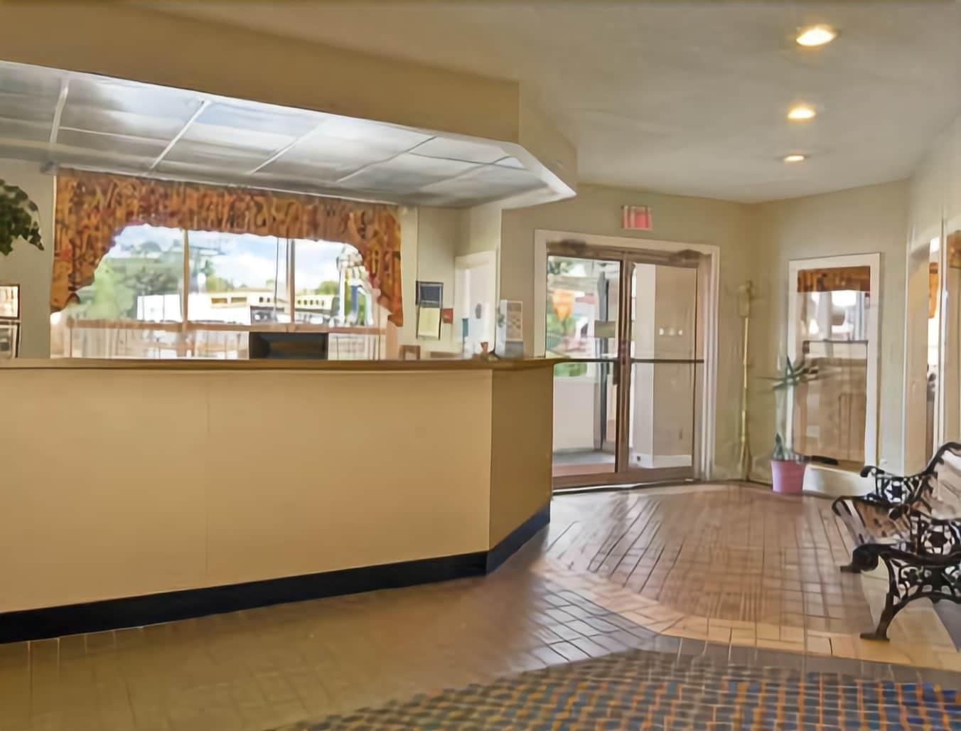 Days Inn By Wyndham Wilmington / University Beltér fotó