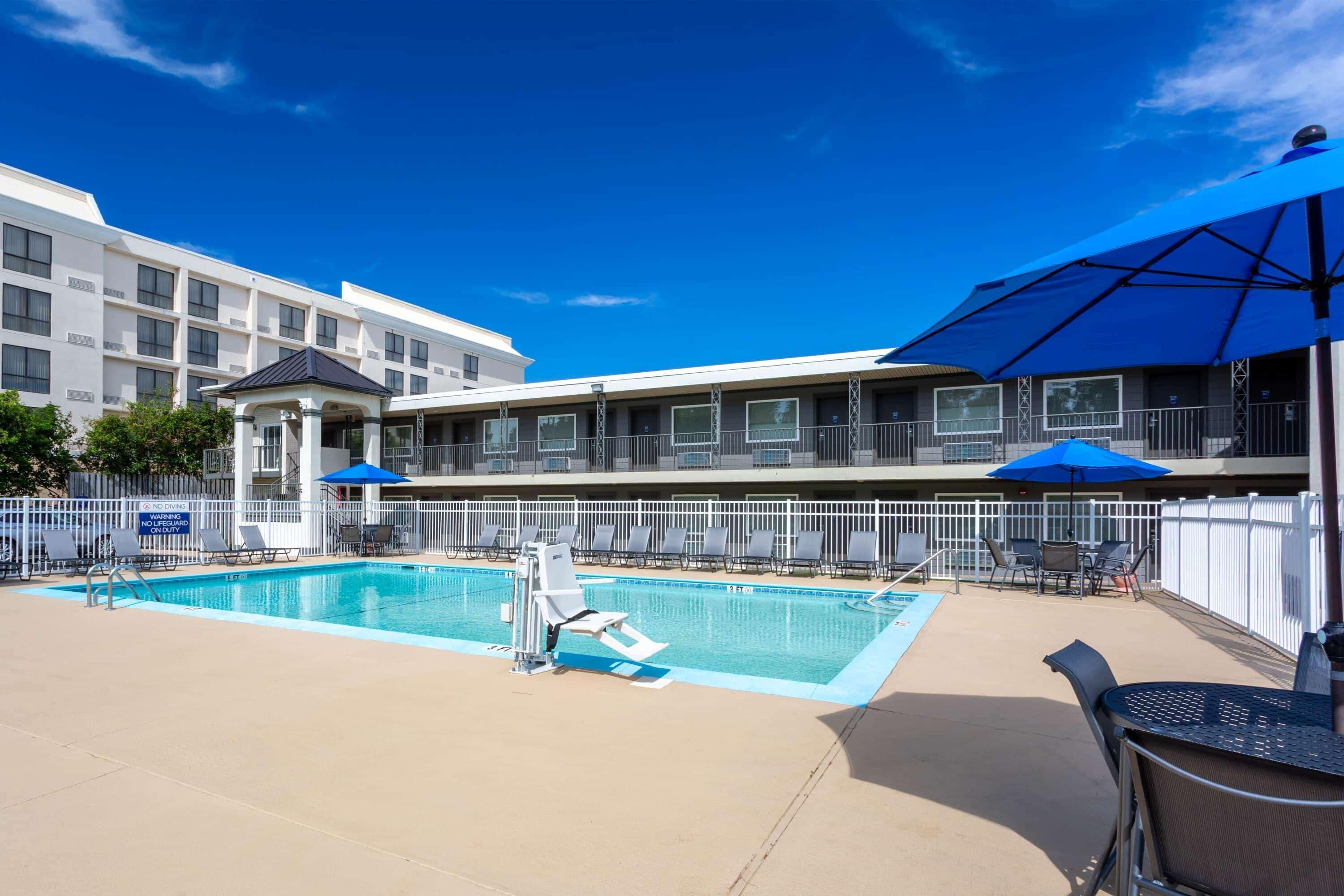 Days Inn By Wyndham Wilmington / University Kültér fotó