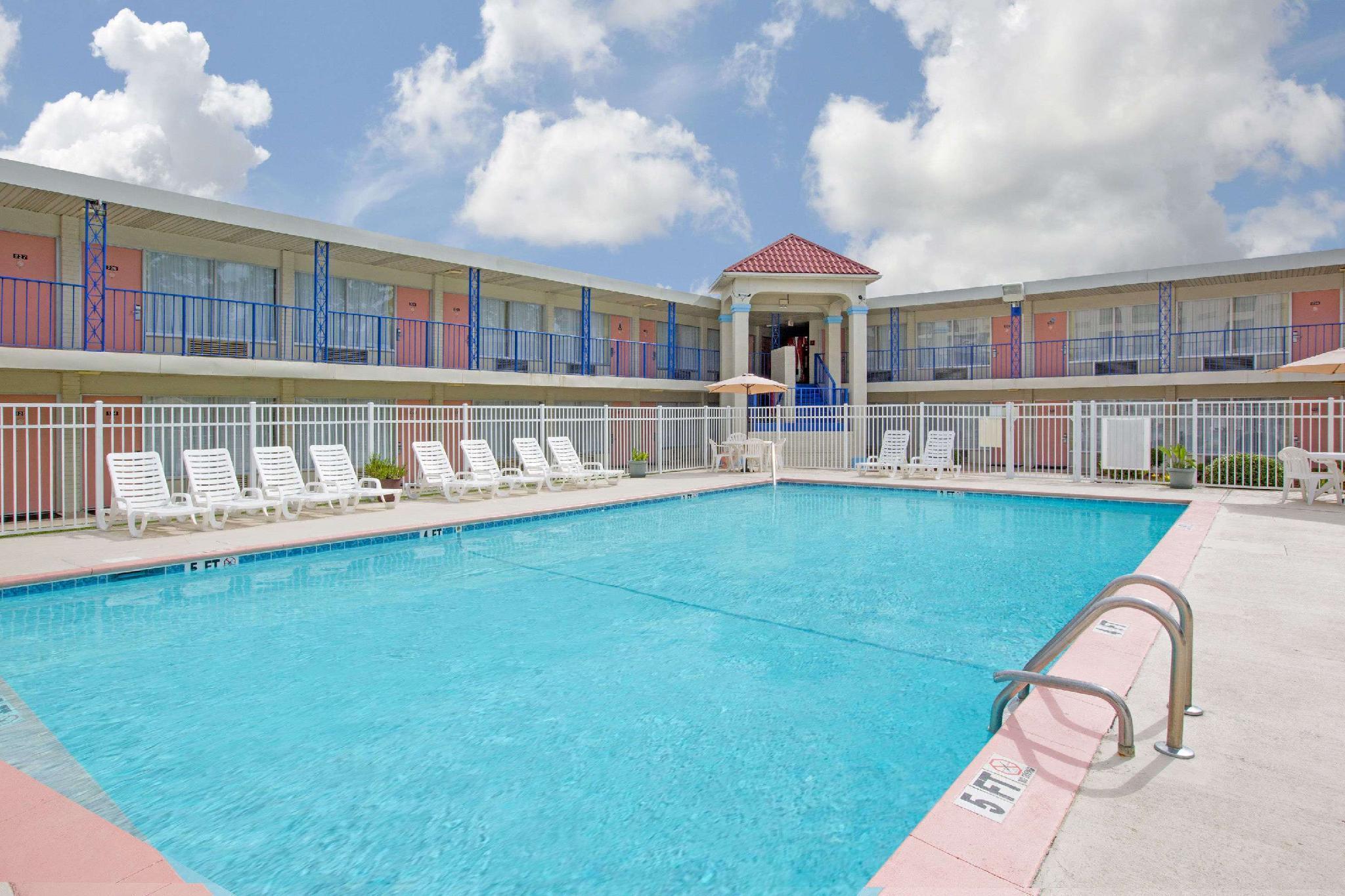 Days Inn By Wyndham Wilmington / University Kültér fotó